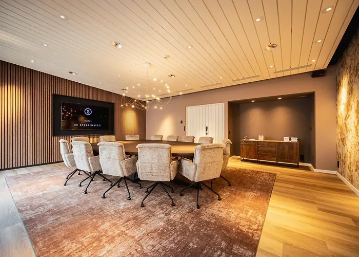 De Sterrenberg - Adults Only