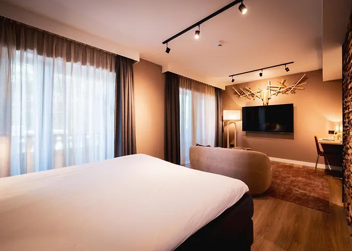 De Sterrenberg - Adults Only أوتيرلو